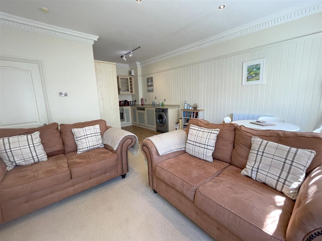 Property photo 3 of 13 Sitting Room .Jpg