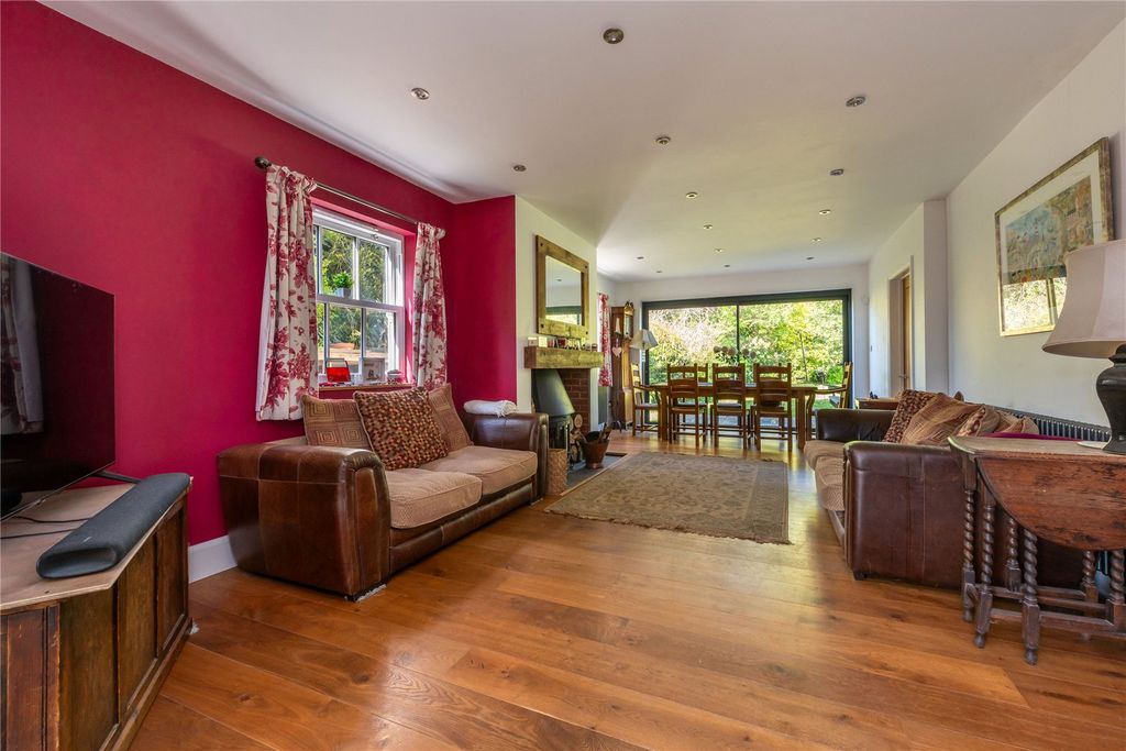 Property photo 2 of 25 Picture No. 03