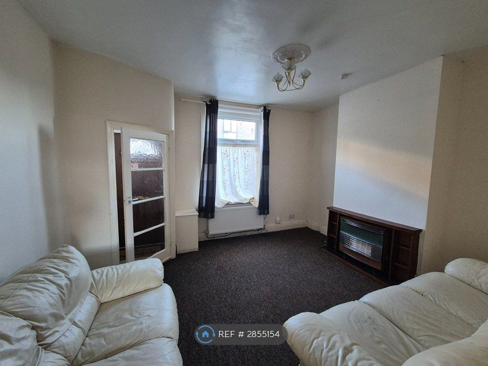 Property photo 3 of 12 Living Room 2