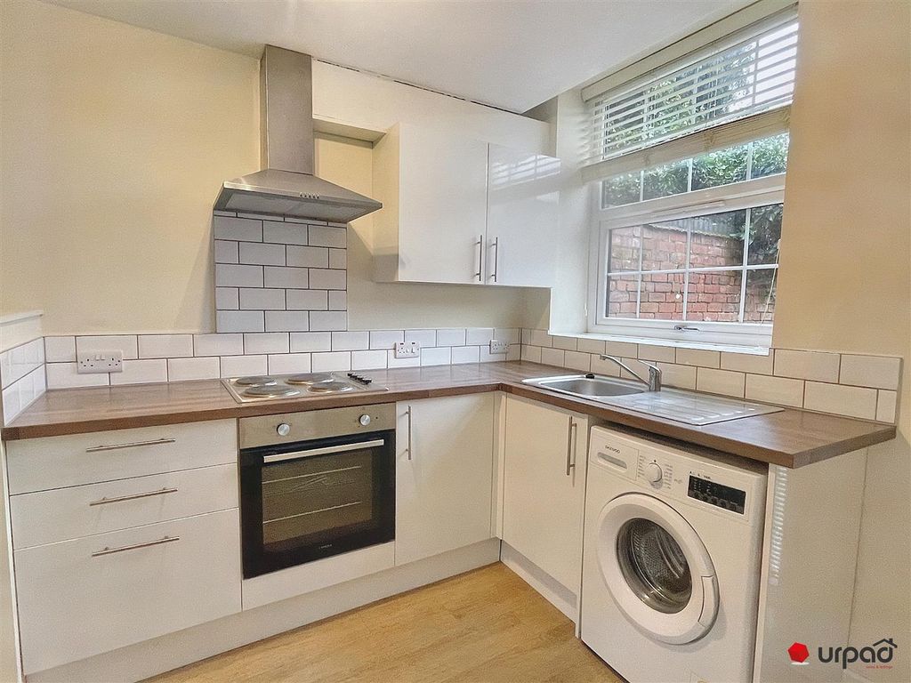 Property photo 2 of 8 Img_8379.Jpg