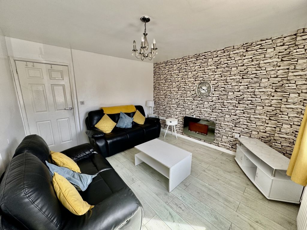 Property photo 3 of 15 Img_6970