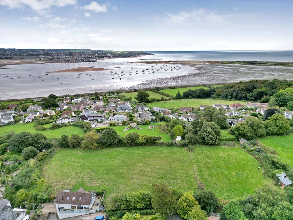 Property photo 2 of 29