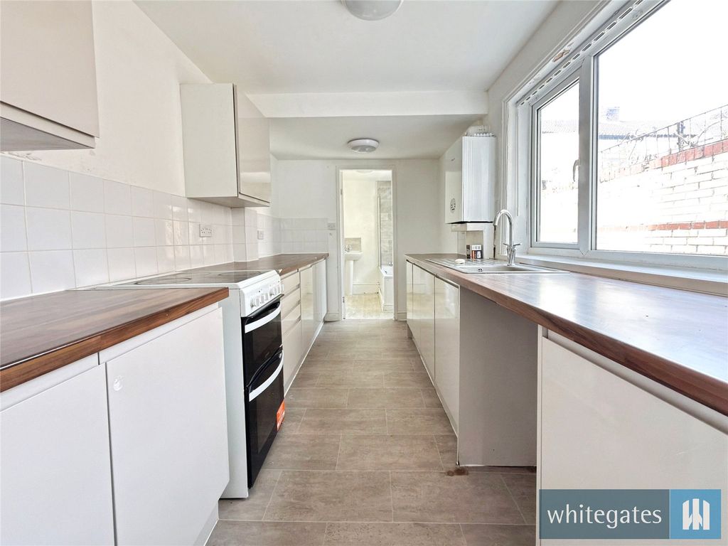 Property photo 2 of 13 Picture No. 07