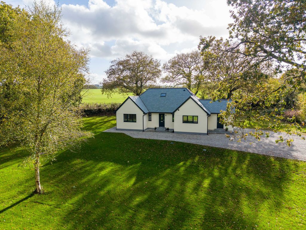 Property photo 1 of 41