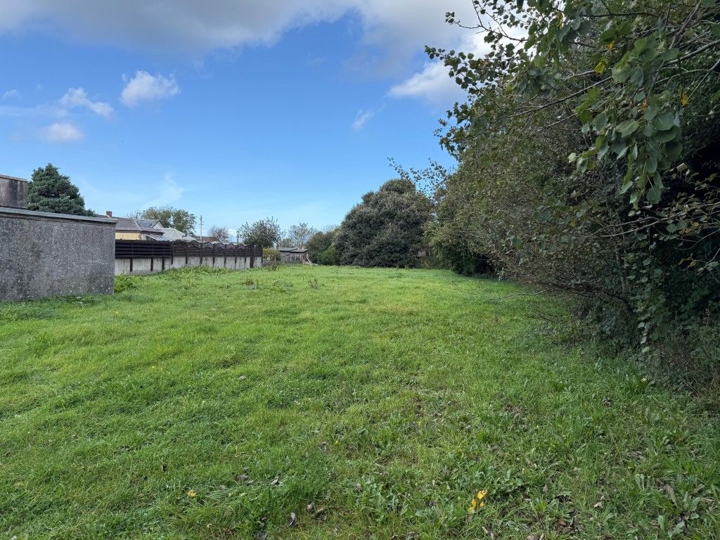 Property photo 3 of 4 Green Area
