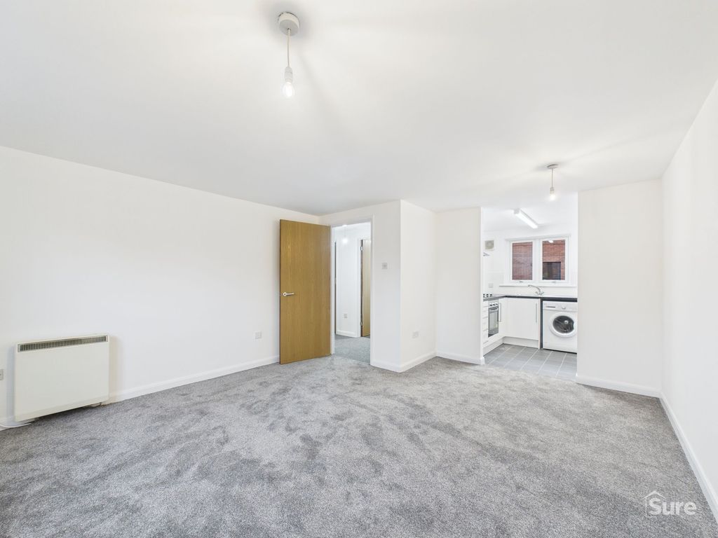 Property photo 2 of 6 Living Area