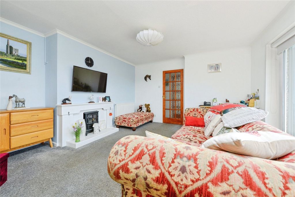 Property photo 2 of 17 Picture No. 08