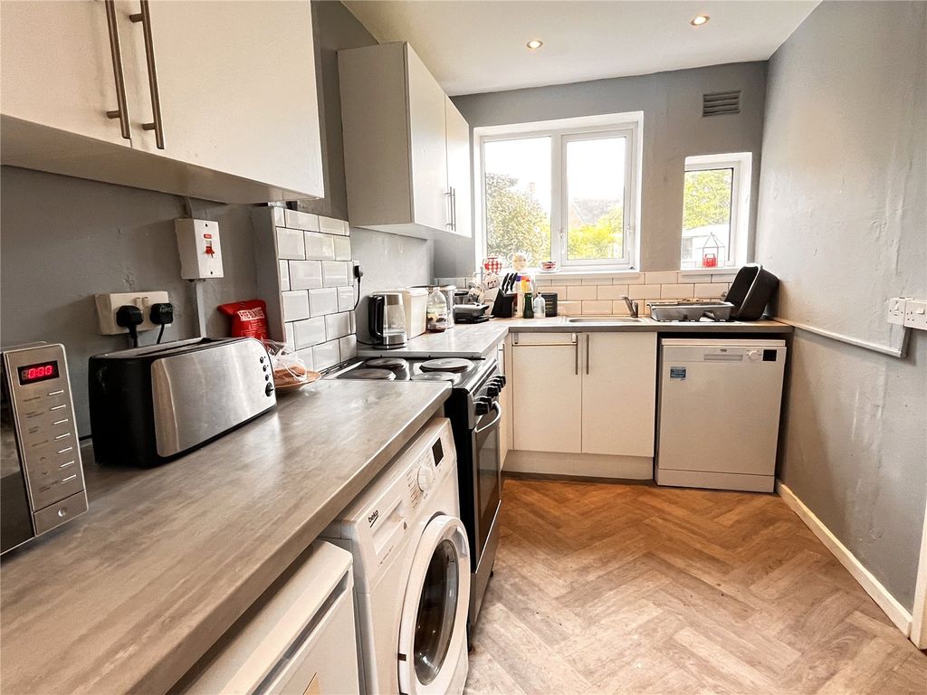 Property photo 3 of 17 Picture No. 06