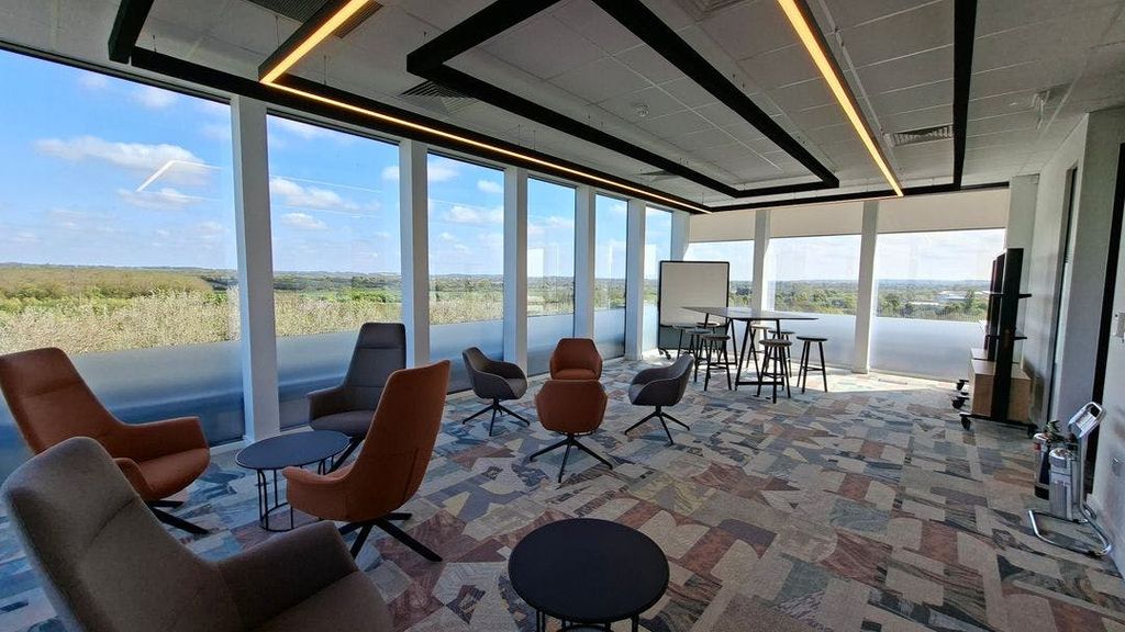 Property photo 1 of 7 69E9d02cc3Bf829c4Ed6ba86_20260421_102716-P-1080.Jpg