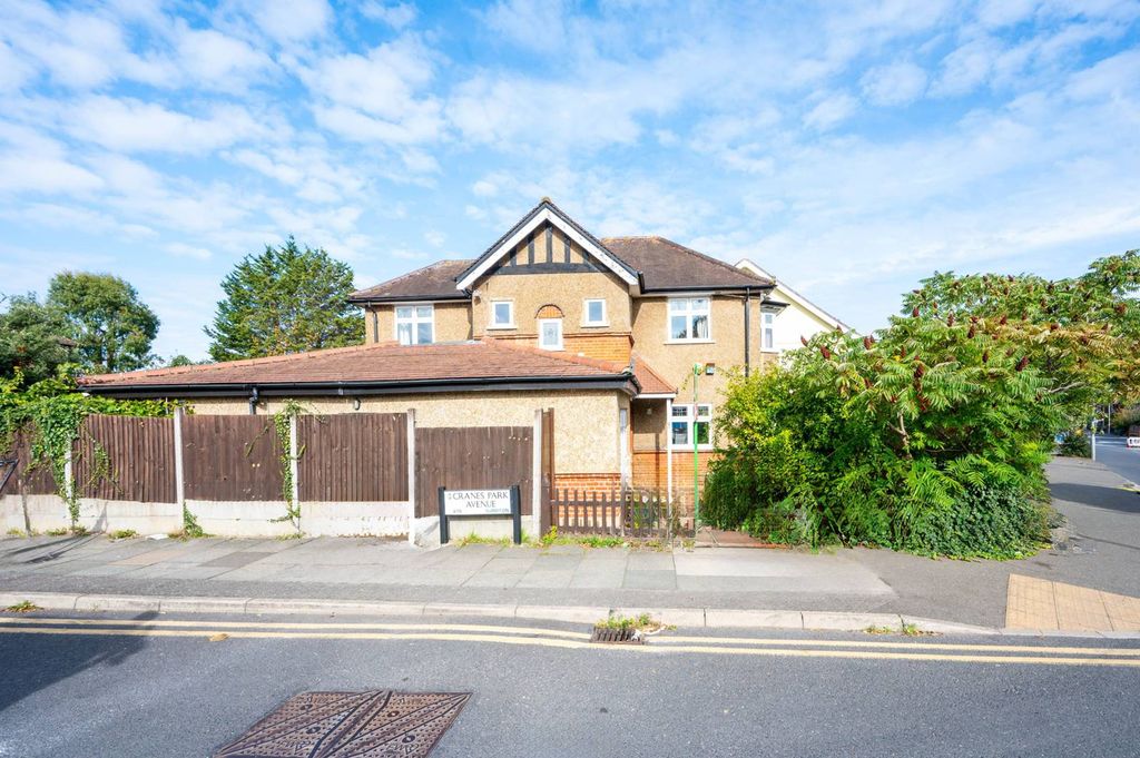Property photo 2 of 10