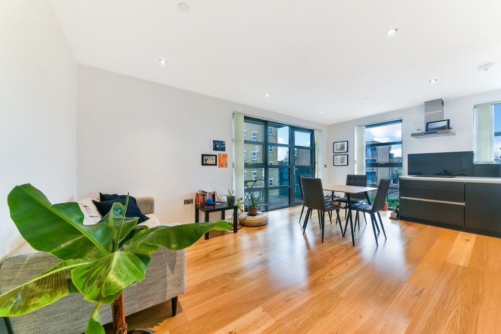 Property photo 1 of 11 Alwen Court 9 (17-10