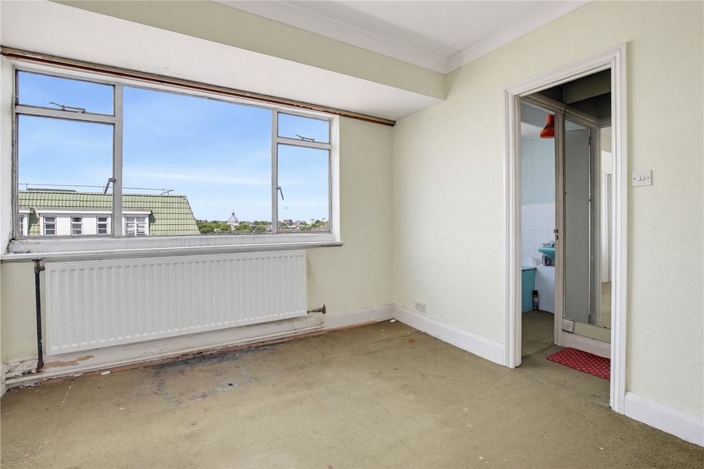 Property photo 2 of 10 Picture No. 08
