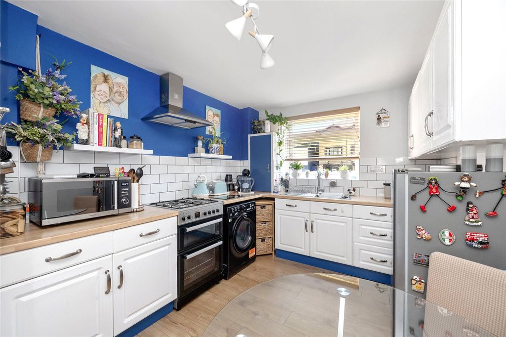 Property photo 2 of 11 Picture No. 06