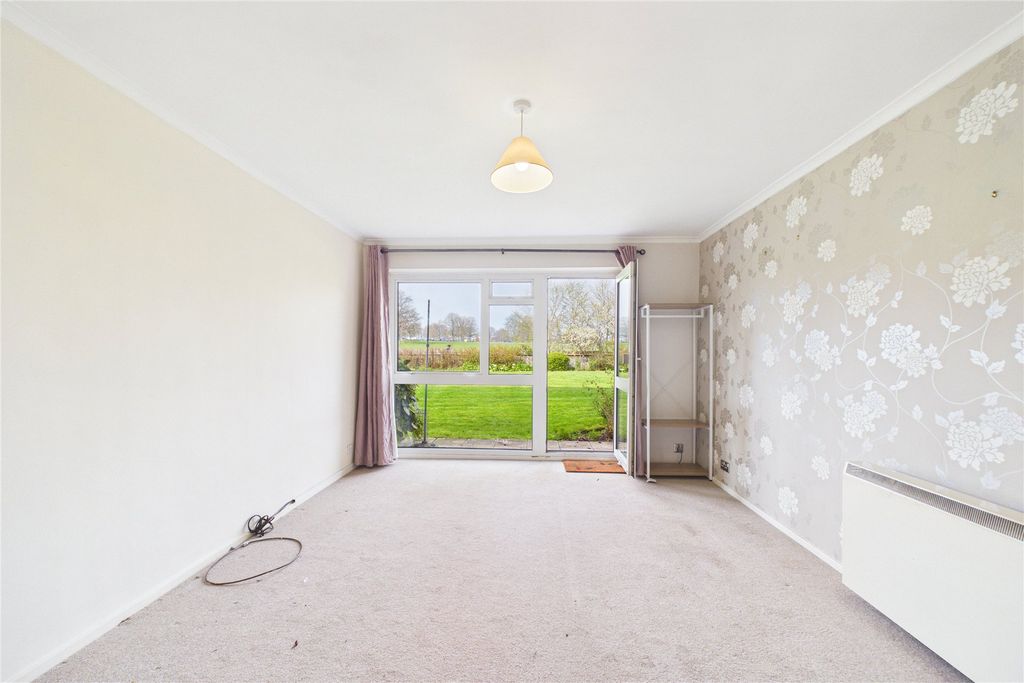 Property photo 3 of 9 Picture No. 06