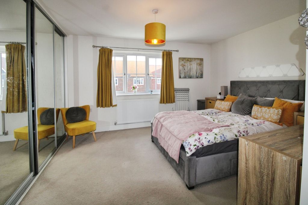 Property photo 3 of 12 Picture No. 09