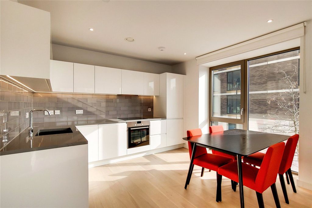 Property photo 3 of 24 Picture No. 07