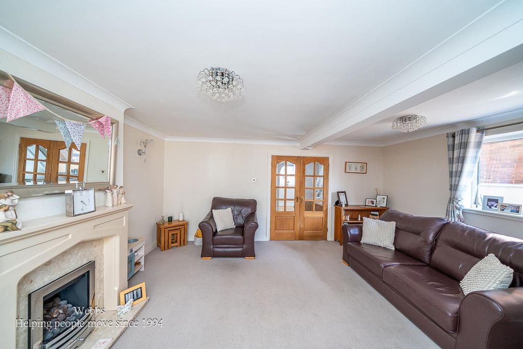 Property photo 3 of 33 Webbs-9.Jpg
