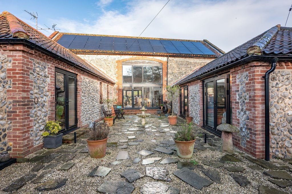 Property photo 1 of 50