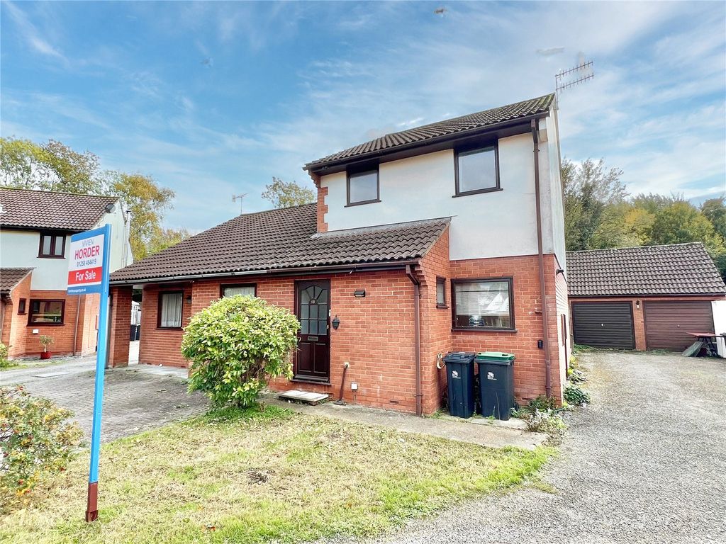 Property photo 1 of 12 Picture No. 16