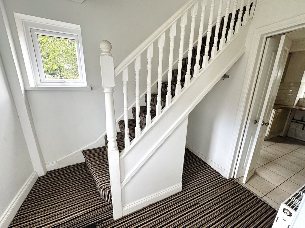 Property photo 2 of 11 Img_2185
