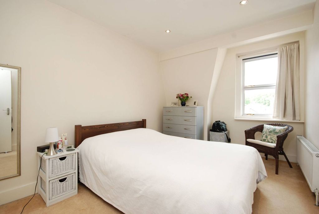 Property photo 1 of 4