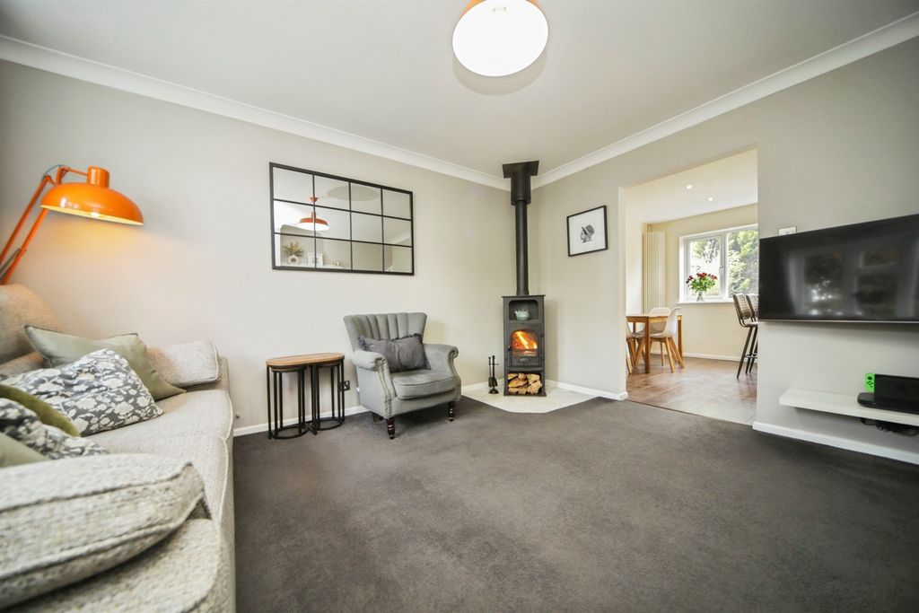 Property photo 3 of 20