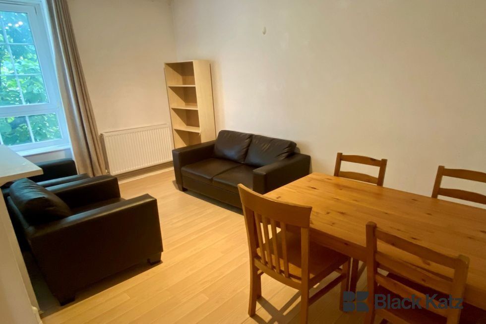 Property photo 1 of 4