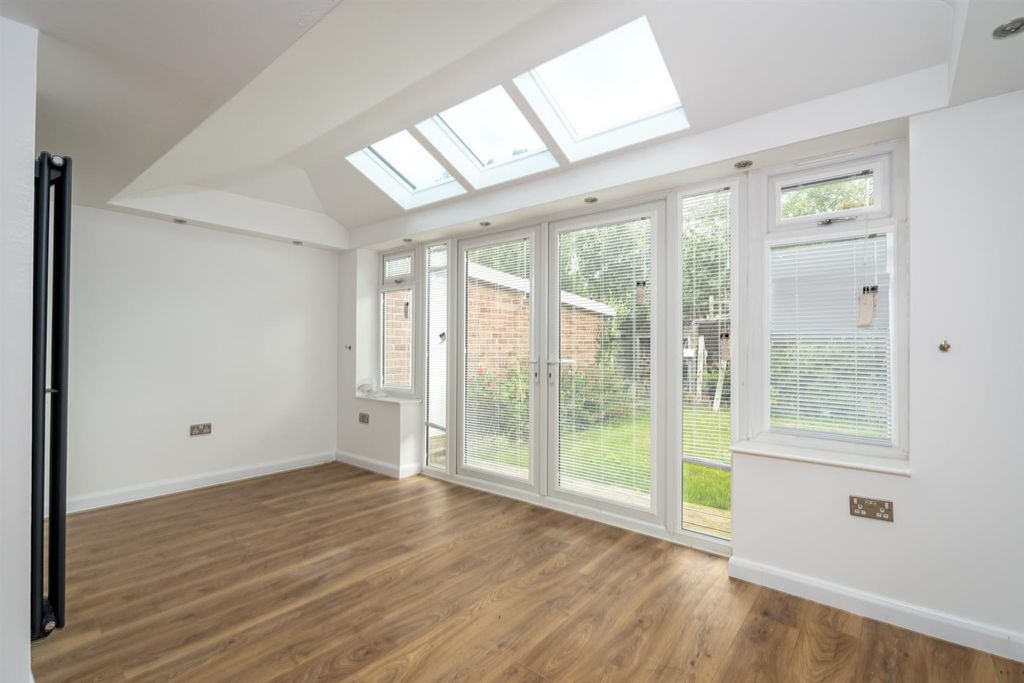 Property photo 2 of 15 Sun Room