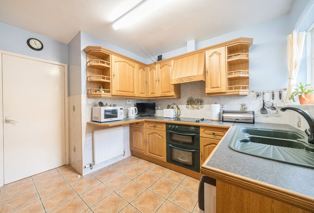 Property photo 3 of 9 1341595-7-68A5A6d...