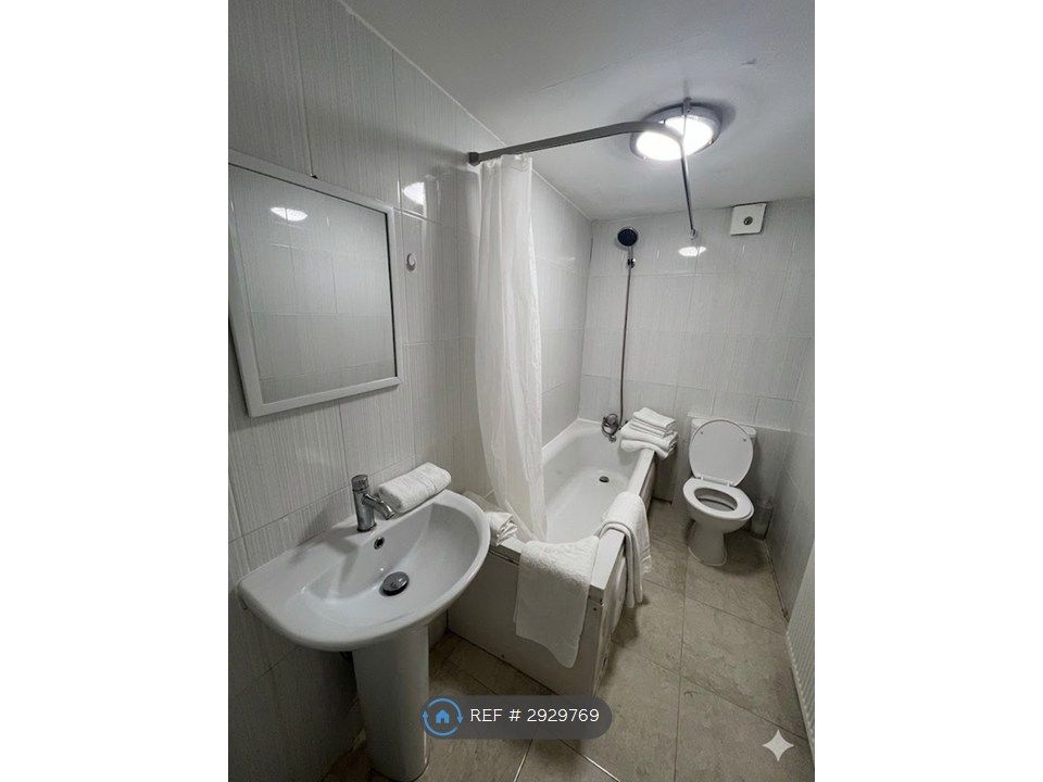 Property photo 3 of 3