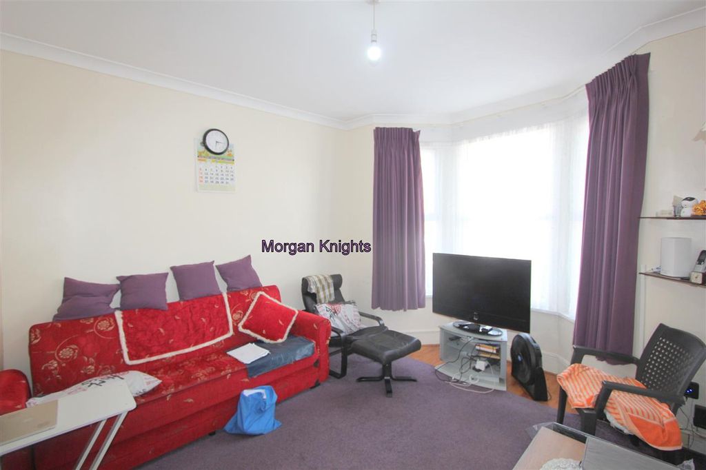 Property photo 3 of 26 Reception One: