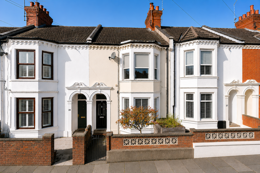 Property photo 1 of 33