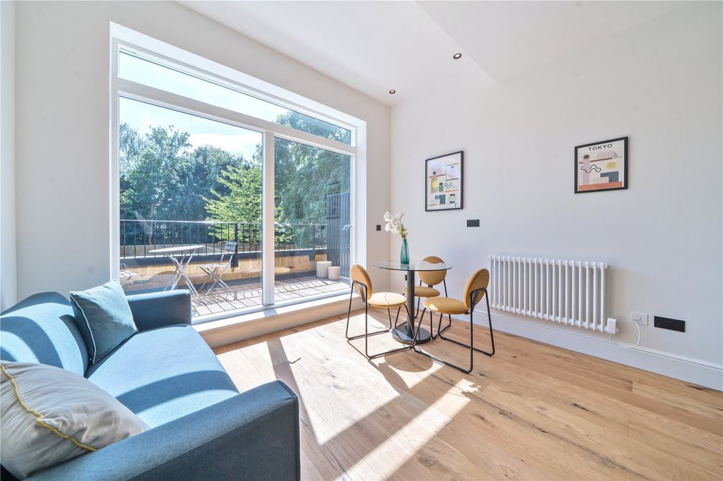 Property photo 2 of 10 Picture No. 04