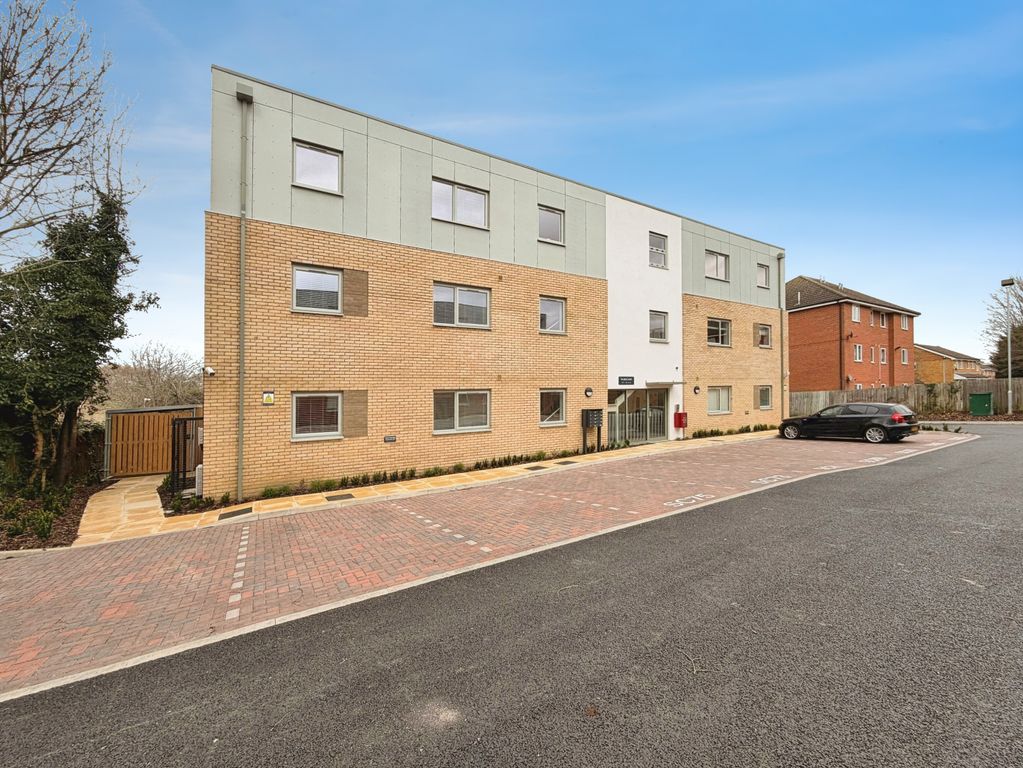 Property photo 1 of 16 Front