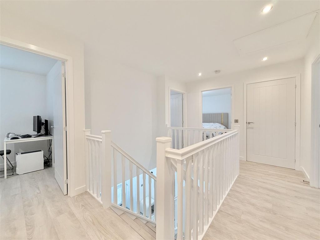 Additional image 19 of 5 bed detached house for saleArisaig Grove, Hamilton ML3
