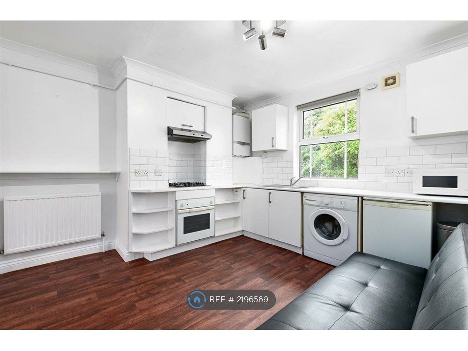 Property photo 1 of 4