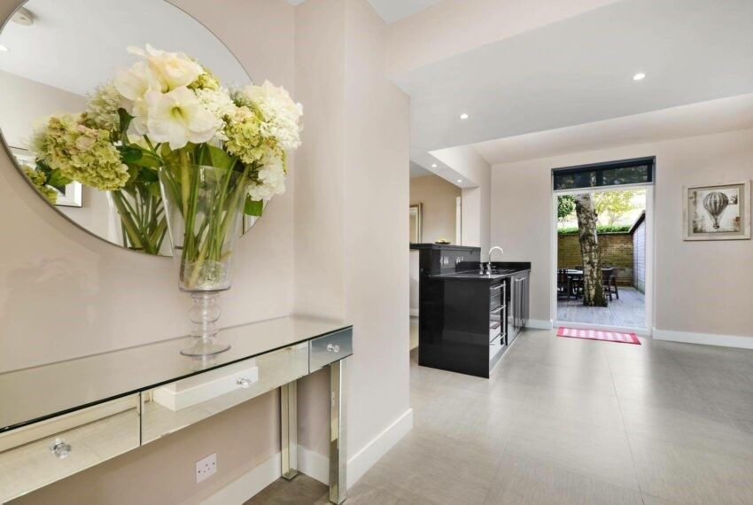 Property photo 2 of 12 Photo 6