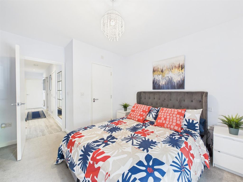 Property photo 3 of 20 Cam02885G0-Pr0469-Still002.Jpg