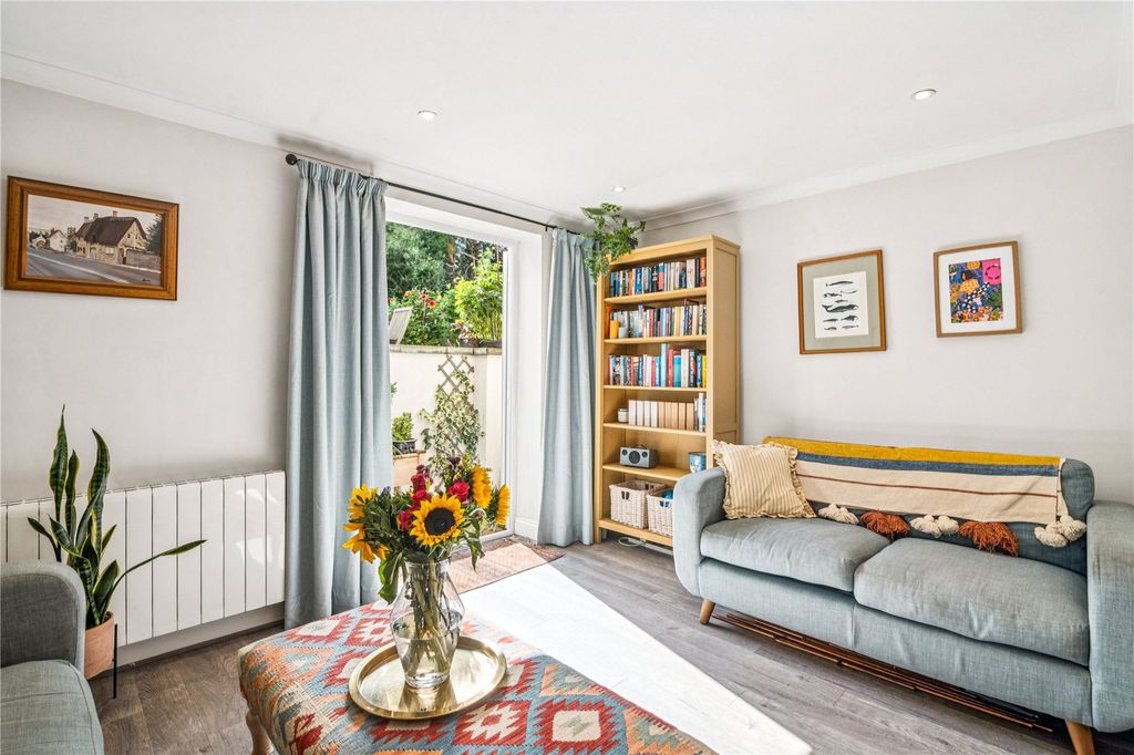 Property photo 1 of 12 Reception Room