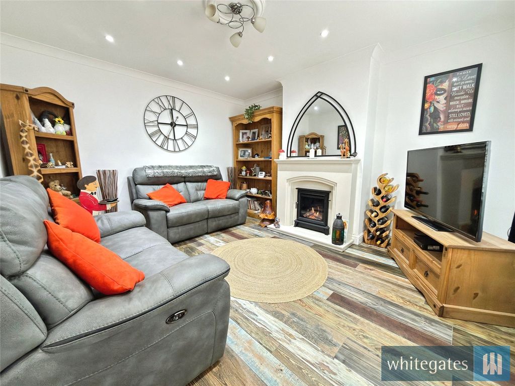 Property photo 3 of 19 Picture No. 13