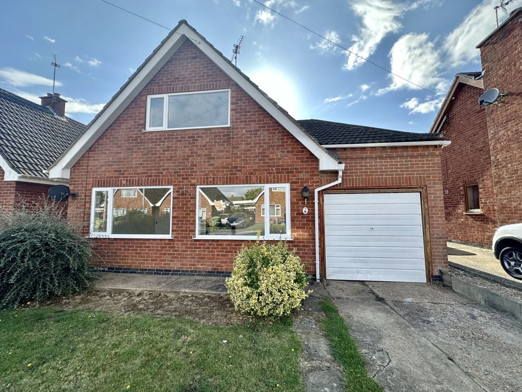 Property photo 1 of 8 Qrwm9335