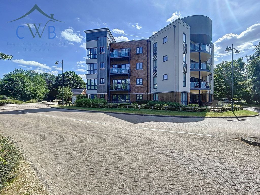 Property photo 1 of 11