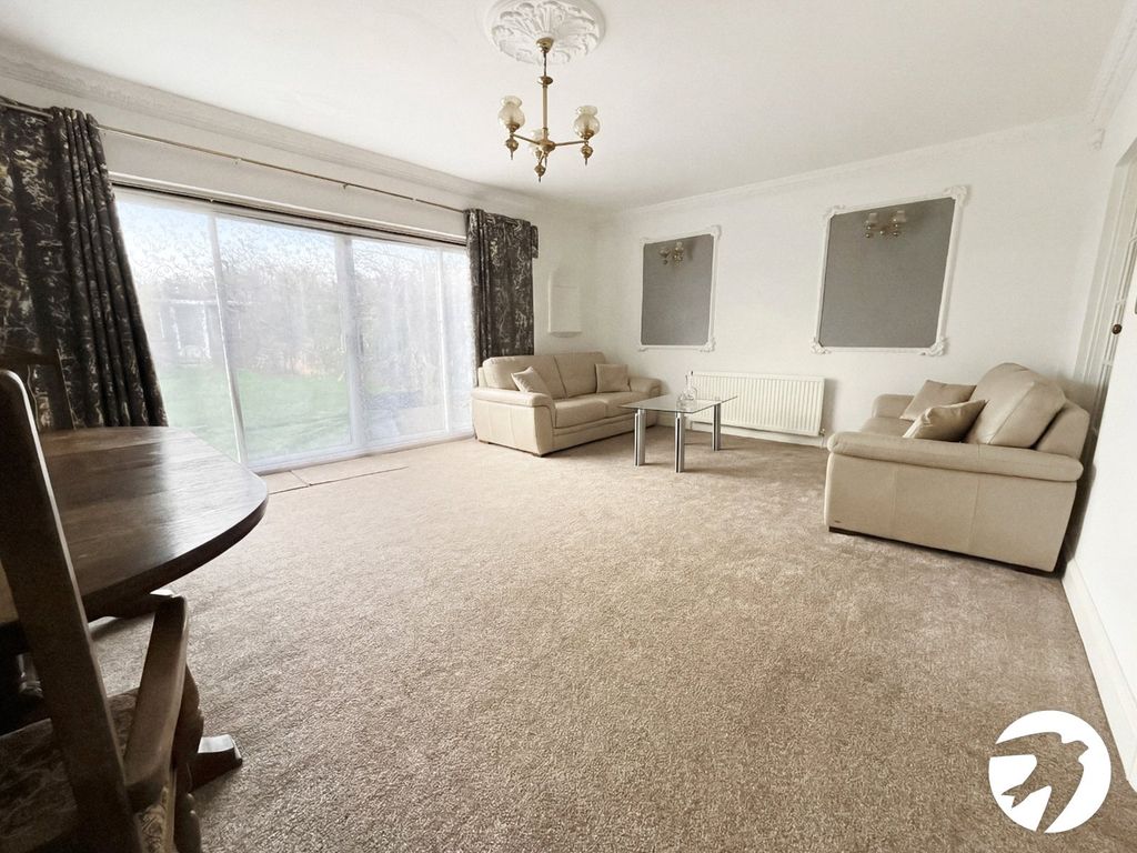 Property photo 3 of 12 Picture No. 07