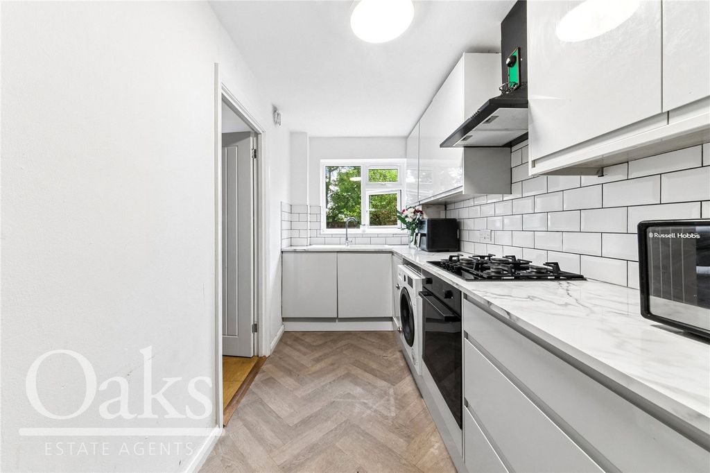 Property photo 3 of 7 Picture No. 04