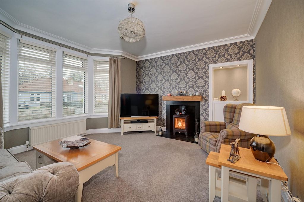 Property photo 3 of 24 11 Harefield Avenue Dundee-6.Jpg