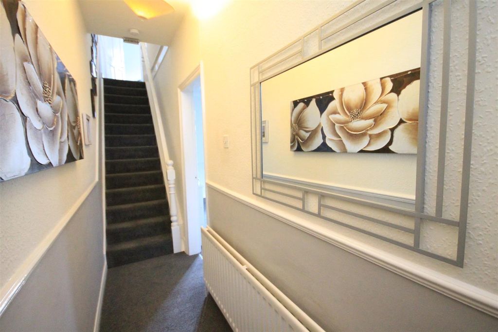 Property photo 3 of 13 Img_2339.Jpg