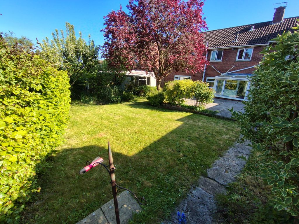 Property photo 1 of 17 8