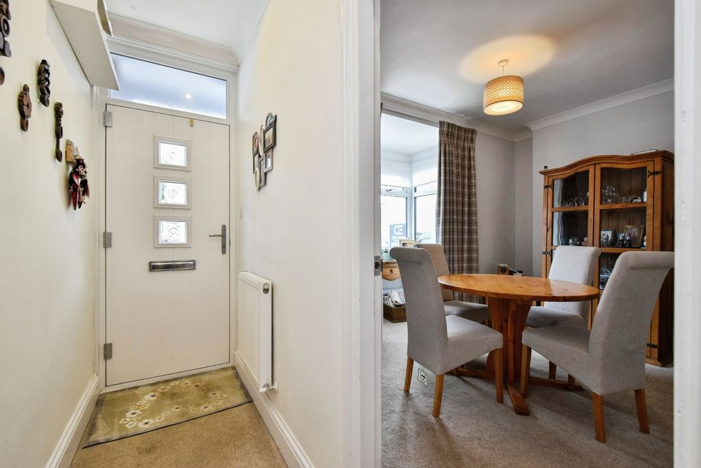 Property photo 2 of 20 Pbox-Img.Jpg