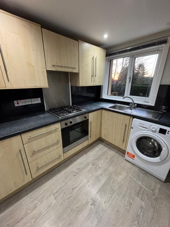 Property photo 3 of 10 Photo 3