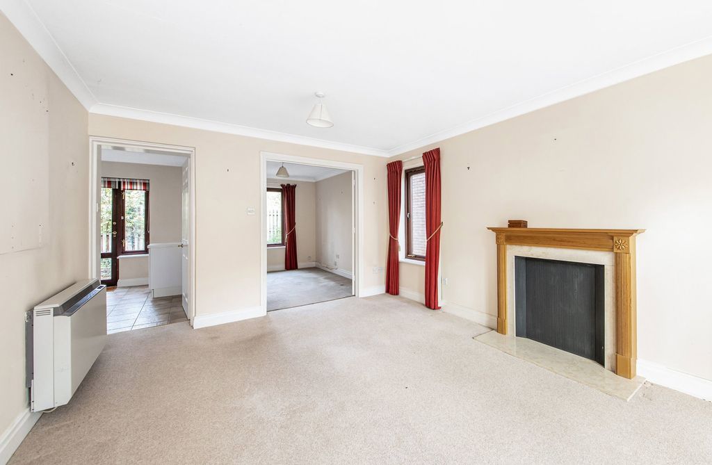Property photo 3 of 21